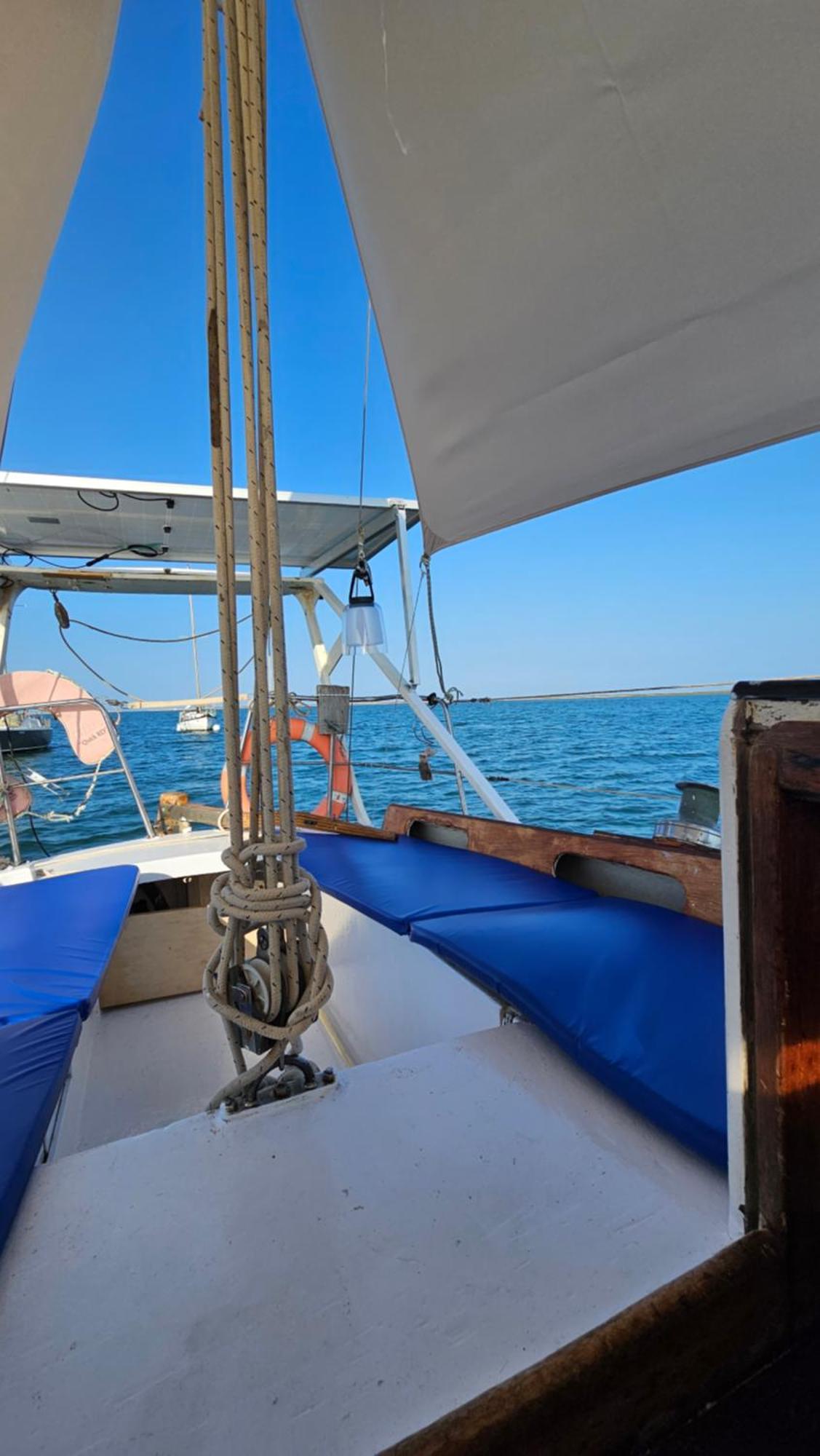 Botel Alpha - Boat House Faro